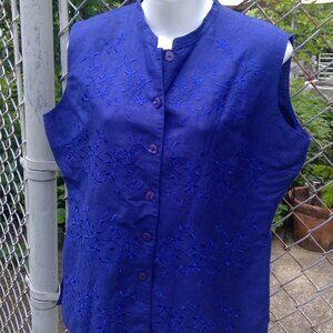 Deep Blue Sleeveless Button Down Linen Blouse Shirt Floral Embroidery Size M NWT